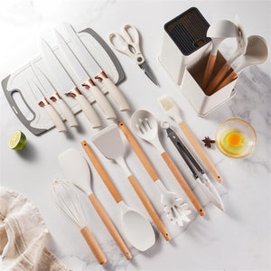 19 pc Kitchen Set
